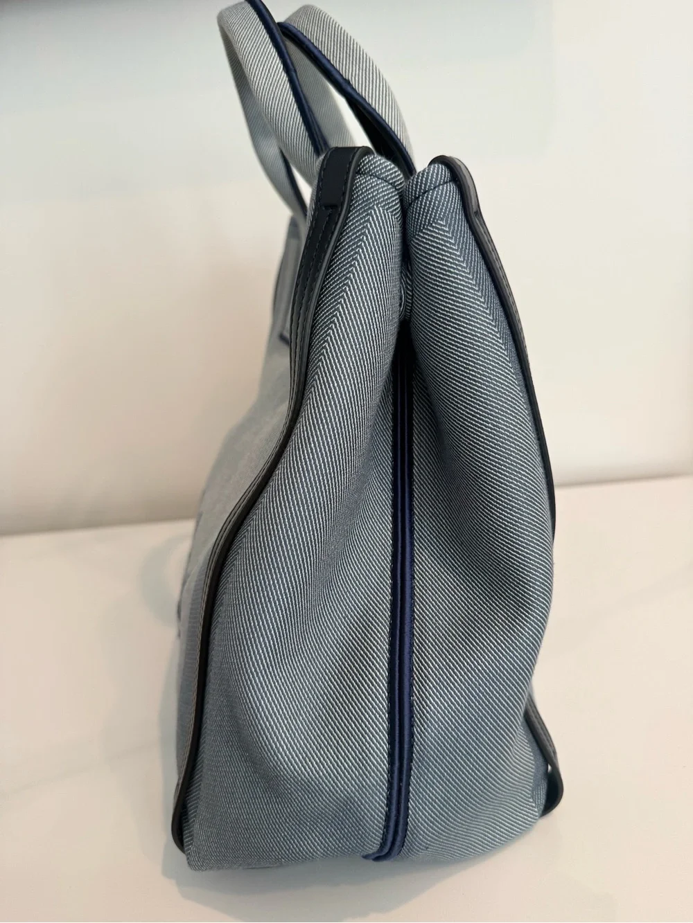 NEW Chloé Carry Logo Detailed Large Tote Bag in Striped Moonlight Blue Bag
